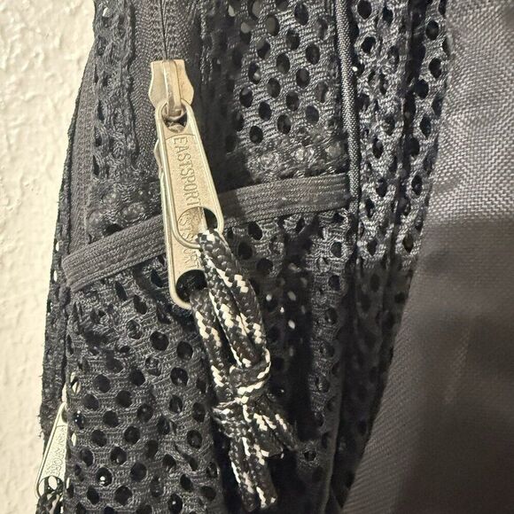 Eastsport® Mesh Backpack, 12 x 5 1/2 x 17 1/2, Black 091074071652 - Picture 3 of 7